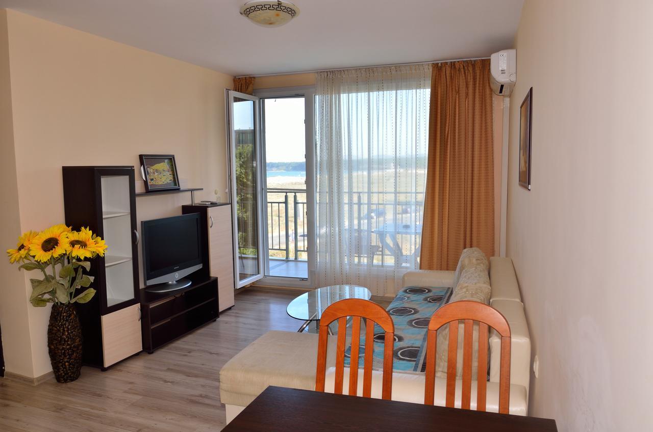 Club Priz Aparthotel Πριμόρσκο Εξωτερικό φωτογραφία